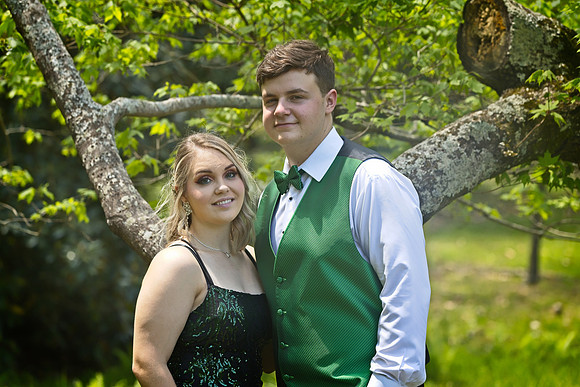 Logan_Annabelle_Prom_2022 16