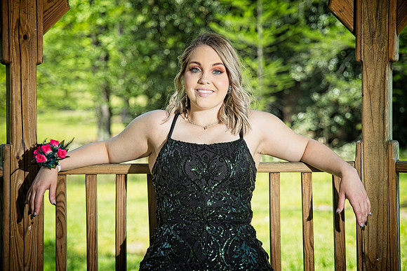 Logan_Annabelle_Prom_2022 10