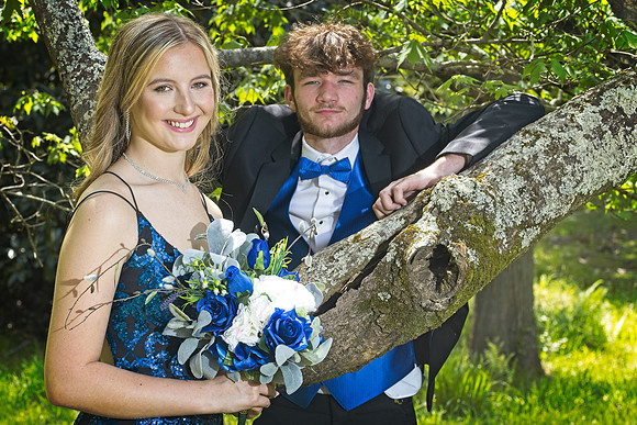 DylanAndKierstinProm17