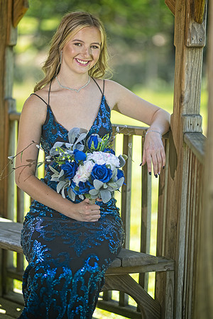 DylanAndKierstinProm19